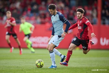 Imagen del partido entre el Mirandés y el Almería.