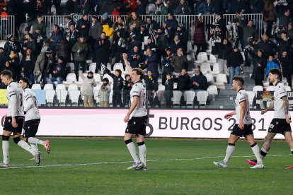Imagen del partido entre el Burgos CF y el Eibar.