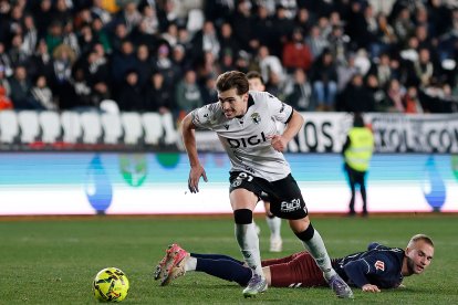 Imagen del partido entre el Burgos CF y el Eibar.