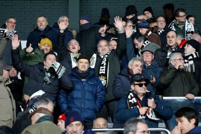 Imagen del partido entre el Burgos CF y el Eibar.