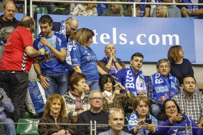 Imagen del partido entre el Recoletas Salud San Pablo Burgos y el Joventut.