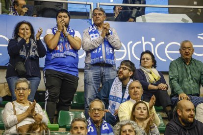 Imagen del partido entre el Recoletas Salud San Pablo Burgos y el Joventut.