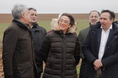 La consejera de Agricultura, Ganadería y Desarrollo Rural, María González Corral, presenta el resultado final del proceso de concentración parcelaria de la zona de Los Oteros.
