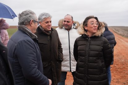La consejera de Agricultura, Ganadería y Desarrollo Rural, María González Corral, presenta el resultado final del proceso de concentración parcelaria de la zona de Los Oteros.