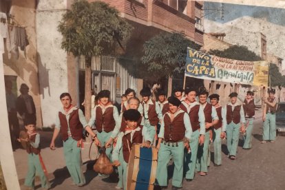 Primera traje de la peña La Capea