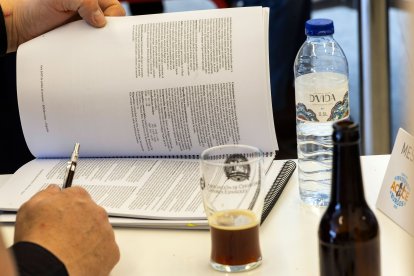 Unas 70 variedades elaboradas en diferentes puntos del país se remitieron a Burgos para la cata final.