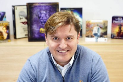 Azael J. Herrero, catedrático en la UEMC y experto en aprendizaje basado en juegos de mesa y gamificación