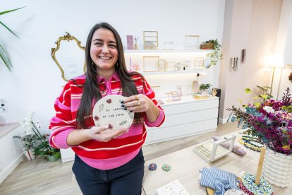 La burgalesa María Quintanilla es quien está detrás de El Jardín de las Joyas.