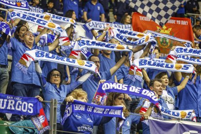 Imagen del partido entre el Recoletas Salud San Pablo Burgos y La Laguna Tenerife.