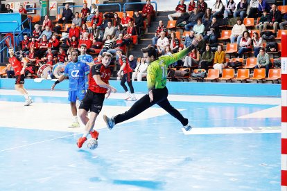 Imagen del partido entre el UBU San Pablo Burgos 2031 y el Contazara Zaragoza.