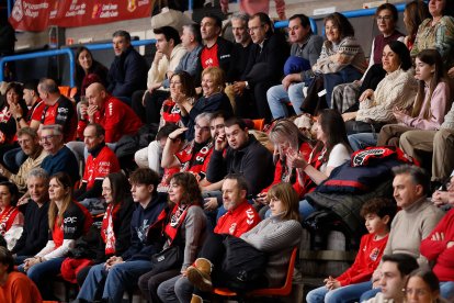 Imagen del partido entre el UBU San Pablo Burgos 2031 y el Contazara Zaragoza.