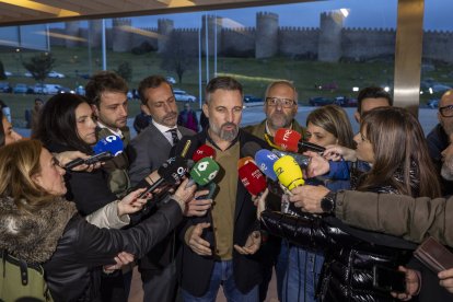 El presidente de Vox, Santiago Abascal, presenta a los candidatos de la formación a las elecciones autonómicas del 15 de marzo de 2026