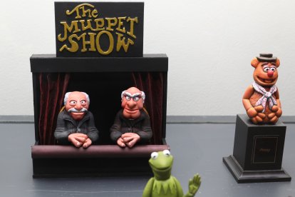 El Ateneo de Palencia acoge una exposición de miniaturas de la Asociación de Miniaturistas Asociados Palentinos que cumple 25 años dedicados al modelismo a escala