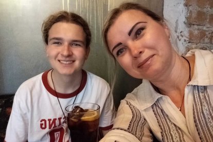 La ucraniana Elena Khodyka y su hijo Ivan