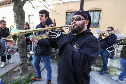 Instante de la fiesta de la cecina en conmemoración a San Pedro de Antioquía.