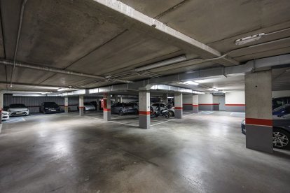 Plazas de garaje en Burgos, un activo al alza en 2025 tras la subida del 9,7% en el precio del alquiler en la capital.