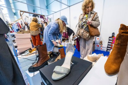Así ha sido el primer día de la Feria del Stock de Burgos en imágenes