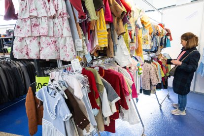 Así ha sido el primer día de la Feria del Stock de Burgos en imágenes