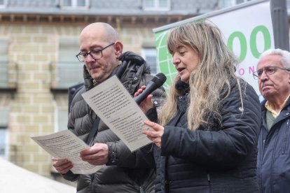Alberto Alonso (Síndrome de Sudeck) y Esther Cámara (Aeppeva).