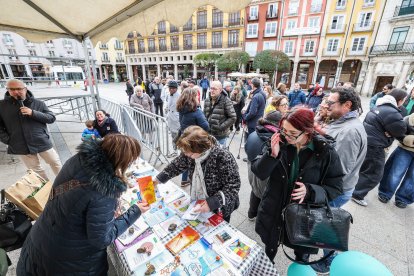 Las asociaciones estuvieron presentes en el Día Mundial de las Enfermedades Raras.