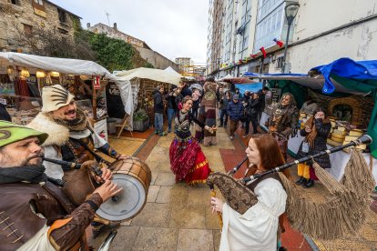 Instantánea de la segunda jornada del Mercado Medieval de Gamonal.