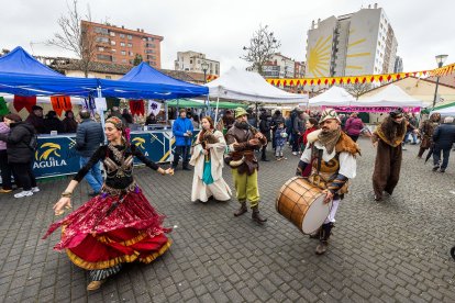 Instantánea de la segunda jornada del Mercado Medieval de Gamonal.