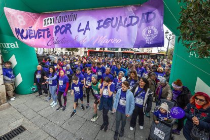 Instante de la Marcha Solidaria por el Día de la Mujer 2026.