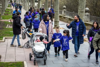 Instante de la Marcha Solidaria por el Día de la Mujer 2026.