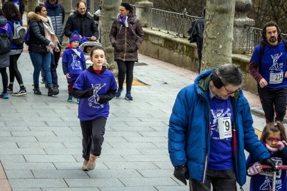 Instante de la Marcha Solidaria por el Día de la Mujer 2026.