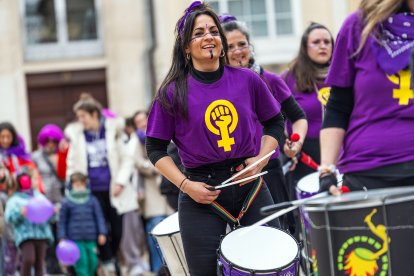Instante de la manifestación infantil y familiar del 8M de Madres de la Leche.