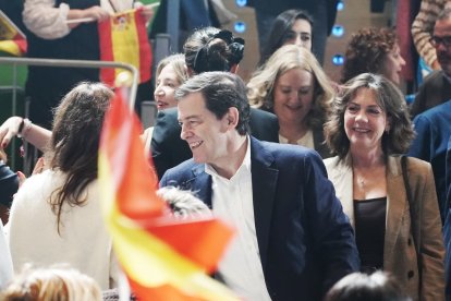 El candidato del PP a la reelección como presidente de la Junta, Alfonso Fernández Mañueco, clausura en Burgos un acto con motivo del Día Internacional de la Mujer.