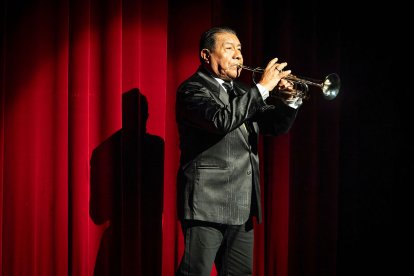 La música también tuvo su momento en la cita literaria.