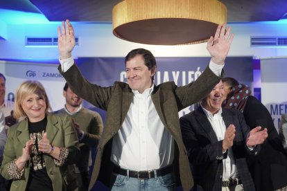 El candidato a la Presidencia de la Junta, Alfonso Fernández Mañueco, participa en un acto público en Toro (Zamora).