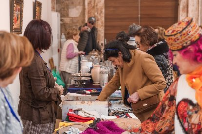 La inciiativa brinda la oportunidad de dar una nueva vida a distintos productos con fin solidario.