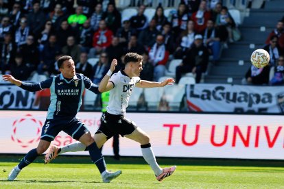 Imagen del partido entre el Burgos CF y el Córdoba.