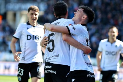 Imagen del partido entre el Burgos CF y el Córdoba.