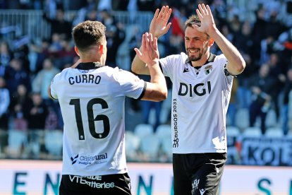 Imagen del partido entre el Burgos CF y el Córdoba.