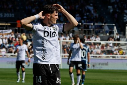 Imagen del partido entre el Burgos CF y el Córdoba.