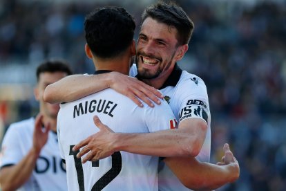 Imagen del partido entre el Burgos CF y el Córdoba.