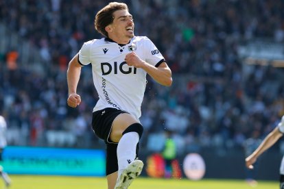 Imagen del partido entre el Burgos CF y el Córdoba.