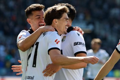 Imagen del partido entre el Burgos CF y el Córdoba.