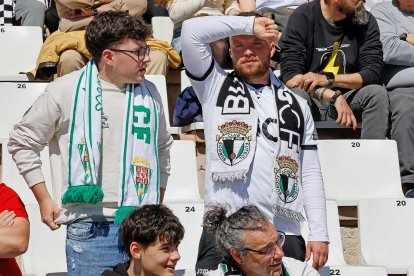 Imagen del partido entre el Burgos CF y el Córdoba.