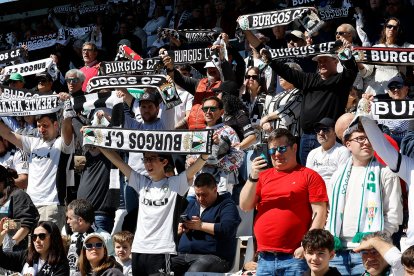 Imagen del partido entre el Burgos CF y el Córdoba.