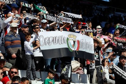 Imagen del partido entre el Burgos CF y el Córdoba.