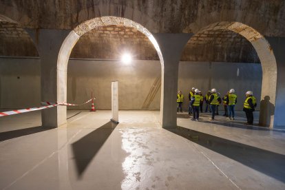 Detalle de una visita a los depósitos de agua del cerro de San Miguel.