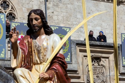 Imagen de la procesión de la Borriquilla durante el Domingo de Ramos de la Semana Santa de 2026 en Burgos.