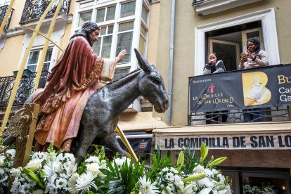 Imagen de la procesión de la Borriquilla durante el Domingo de Ramos de la Semana Santa de 2026 en Burgos.