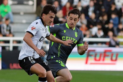 Imagen del partido entre el Burgos CF y el Ceuta.