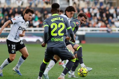 Imagen del partido entre el Burgos CF y el Ceuta.