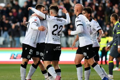 Imagen del partido entre el Burgos CF y el Ceuta.